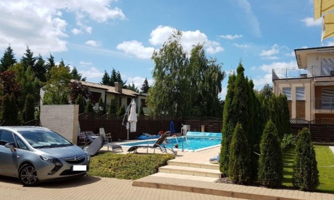 דירות זמראדי Relax Apartman מראה חיצוני תמונה